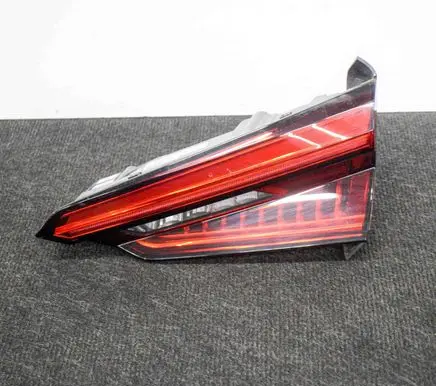 Audi A5 Tailgate rear/tail lights 8W6945094C