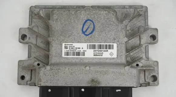 Renault Zoe Engine control unit/module 237D40124R