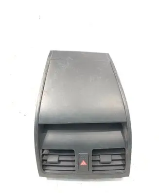 Suzuki SX4 Dash center air vent grill 7361079J00