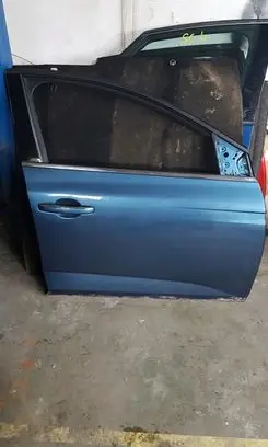 Renault Megane IV Front door