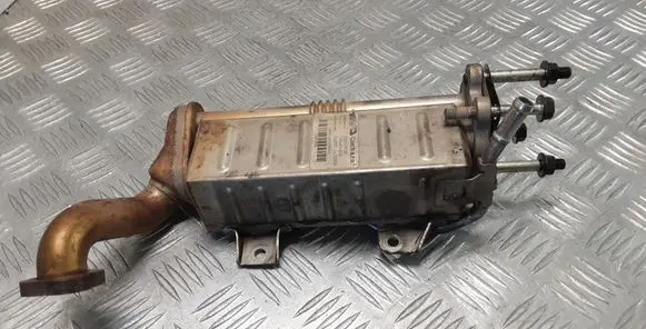 Toyota Verso EGR valve cooler 256010R020