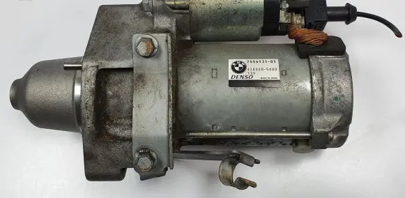 BMW 5 F10 F11 Starter motor 7556131