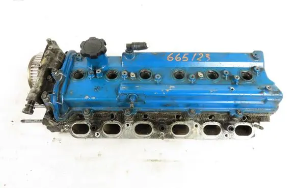 Lexus IS 200-300 Engine head 1GFV2