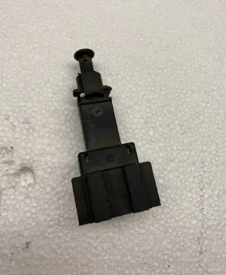 Volkswagen Golf IV Brake pedal sensor switch 1J0945511A