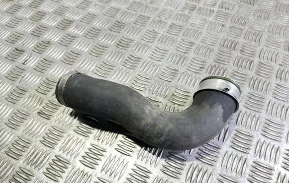 Volkswagen Golf VI Intercooler hose/pipe 1K0145832N