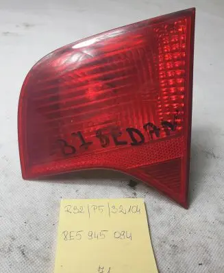 Audi A4 S4 B7 8E 8H Tailgate rear/tail lights 8E5945094