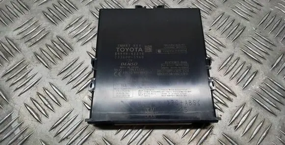 Toyota RAV 4 (XA50) Keyless (KESSY) go control unit/module 8999042310