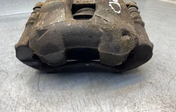 Peugeot 308 Front brake caliper