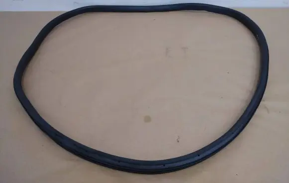 Ford Fiesta Front door rubber seal D1M2A