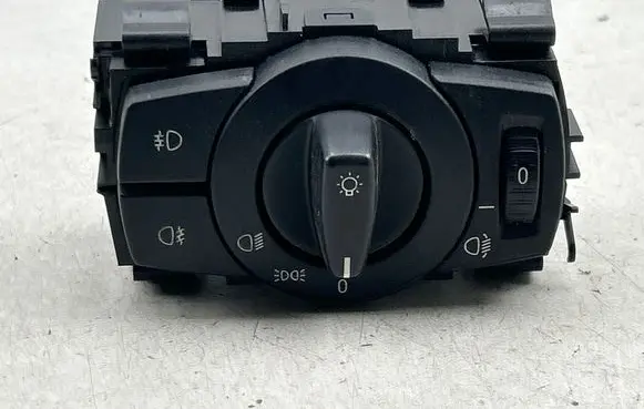 Light switch