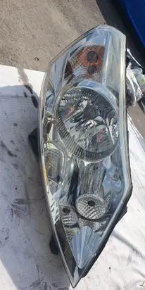Peugeot Expert Headlight/headlamp 89902606