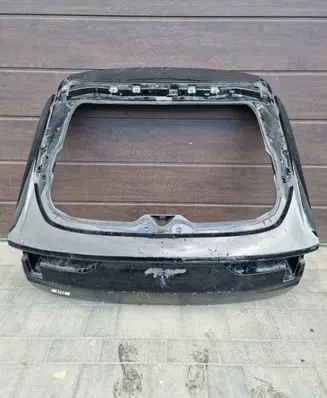 Ford Mustang VI Truck tailgate 