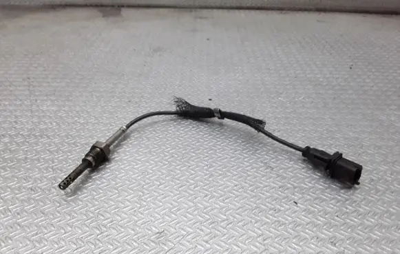 Opel Astra H Exhaust gas temperature sensor EGP55355404