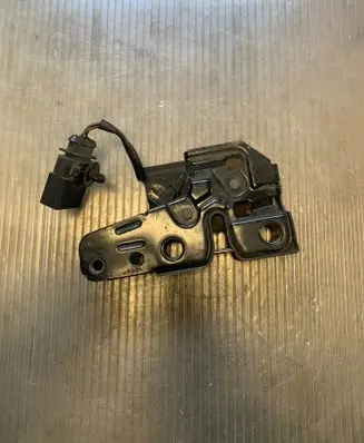 Porsche Cayenne (9PA) Engine bonnet/hood lock/catch 7L0823509A
