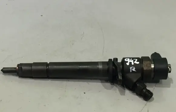 Volvo XC70 Fuel injector 0445110078 8658352
