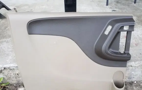 Chrysler Town u0026 Country V Sliding door card 1RF45HL5AB