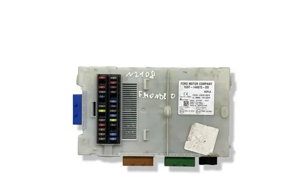 Ford Mondeo MK IV Fuse module 7G9T14A073DD LTQF01125TP TT0F01125TP