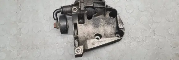 BMW X5 E53 Engine mounting bracket 7786708