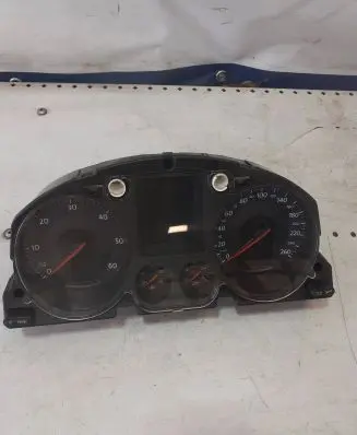 Volkswagen PASSAT B6 Speedometer (instrument cluster) 3C0920871K A2C53244181