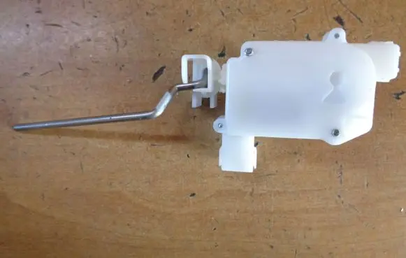 Honda Jazz Fuel tank cap lock 