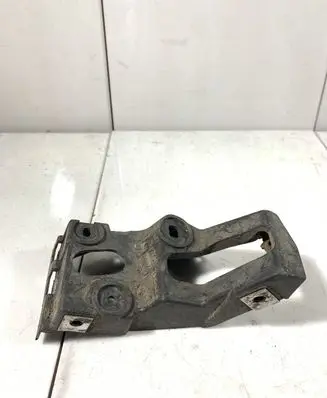 Audi A4 S4 B6 8E 8H Fender mounting bracket 8E0853922B