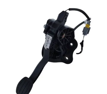 Citroen Berlingo Clutch pedal 9820886180