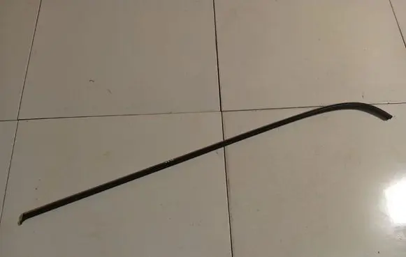 Mini One - Cooper R50 - 53 Front door glass trim molding 