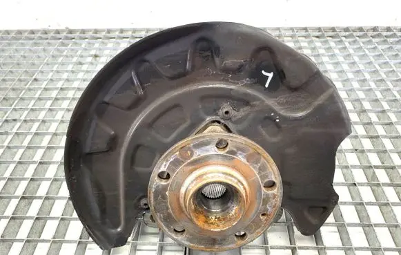Volkswagen Golf VIII Front wheel hub spindle knuckle