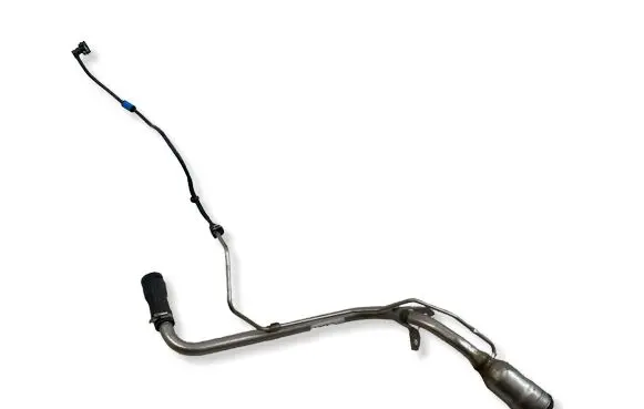 Volvo XC40 Fuel tank filler neck pipe 32142869