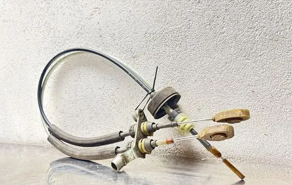 Opel Vectra B Gear shift cable linkage 90578380