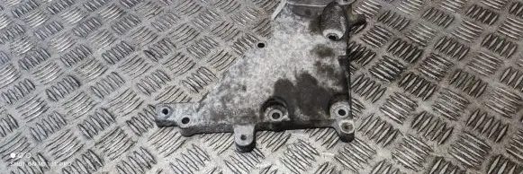 Mercedes-Benz CLS C218 X218 Engine mounting bracket A2782234304