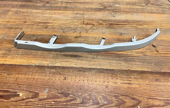 BMW 3 E46 Under headlight/headlamp trim 8208481
