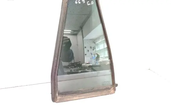 Renault Laguna II Rear vent window glass 43R002092 AS3 M34