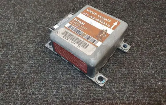 Audi A4 S4 B5 8D Airbag control unit/module 8A0959655B 0285001037