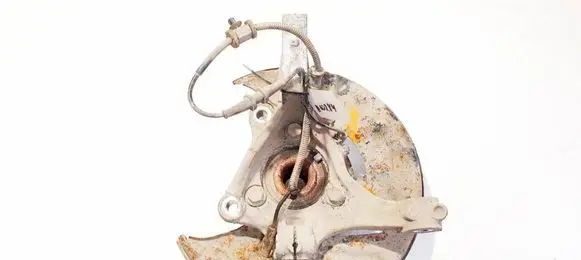 Front wheel hub