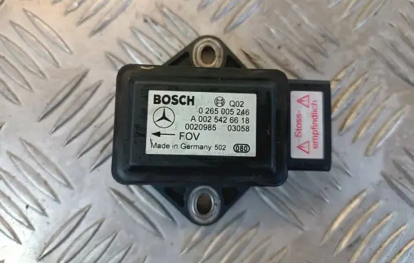 Mercedes-Benz E W211 ESP acceleration yaw rate sensor A0025426618 0020985 0265005246