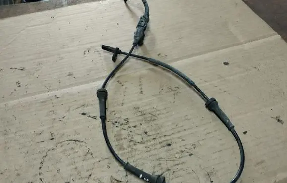 Fiat 500 ABS rear brake sensor 51787099