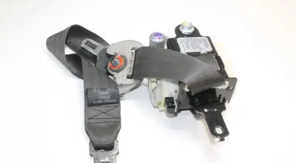 KIA Sportage Front seatbelt 888203U200