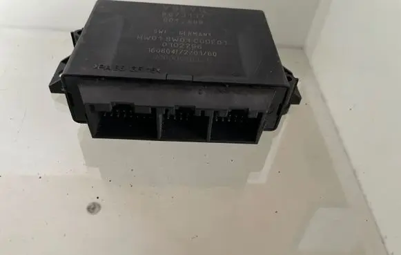 Volvo V50 Parking PDC control unit/module 8673137 0102296 601889