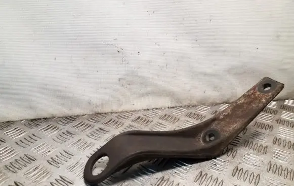 Chrysler Voyager Towing hook eye 