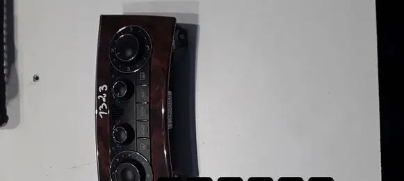 Mercedes-Benz CLK A209 C209 Climate control unit 2038304085