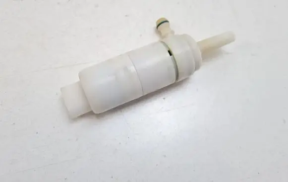 Fiat Freemont Windscreen/windshield washer pump 8TW007540 8TW00754016