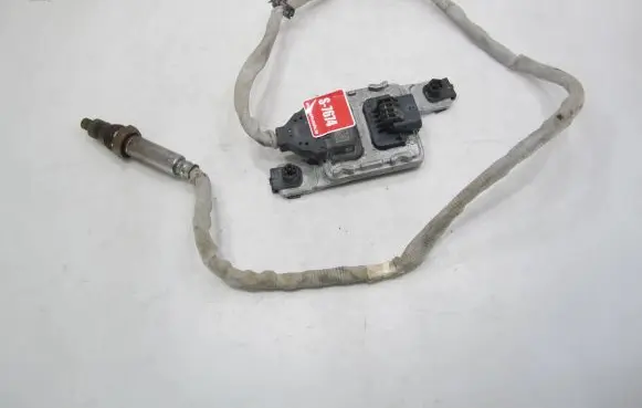 Volkswagen Caddy Lambda probe sensor 04L907805BD