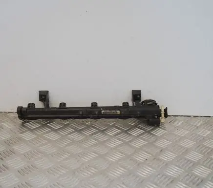 Ford Focus Fuel main line pipe