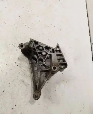 Volkswagen Golf V Engine mounting bracket 03G199207G V560K16151