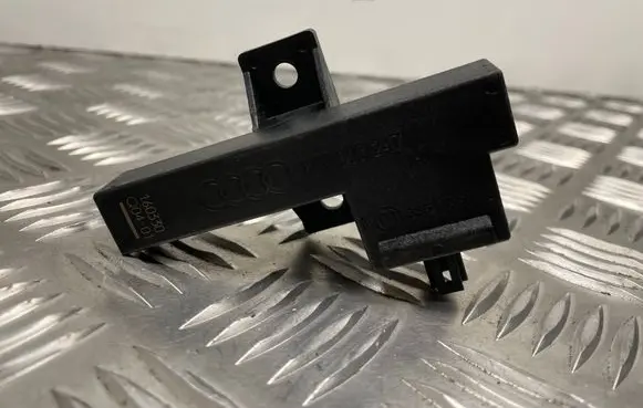 Audi A6 Allroad C7 Keyless (KESSY) go control unit/module 8K0907247