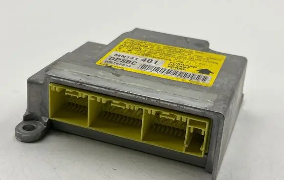 Mitsubishi Grandis Airbag control unit/module MN141401 DPSRC W2T62674