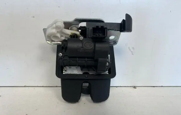 Volkswagen Tiguan Tailgate/trunk/boot lock/catch/latch 5TA827505D