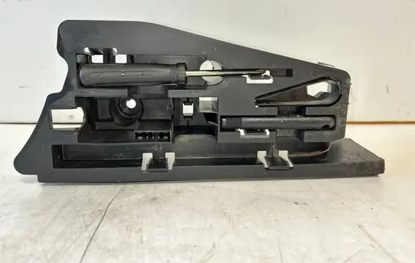 Audi A6 S6 C6 4F Tool box 4F5012111A