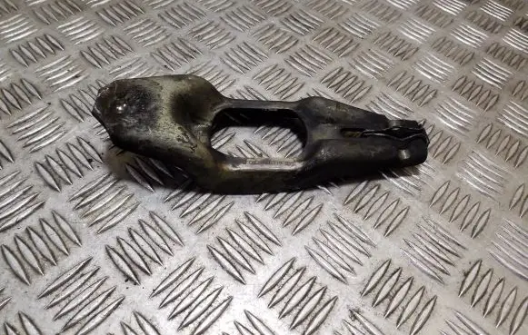 Audi A6 S6 C5 4B Clutch release arm fork 012141719B